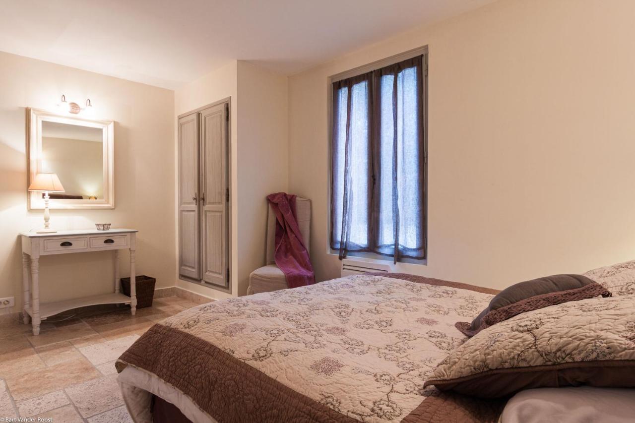 Mas Des Cedres Holiday home Menerbes